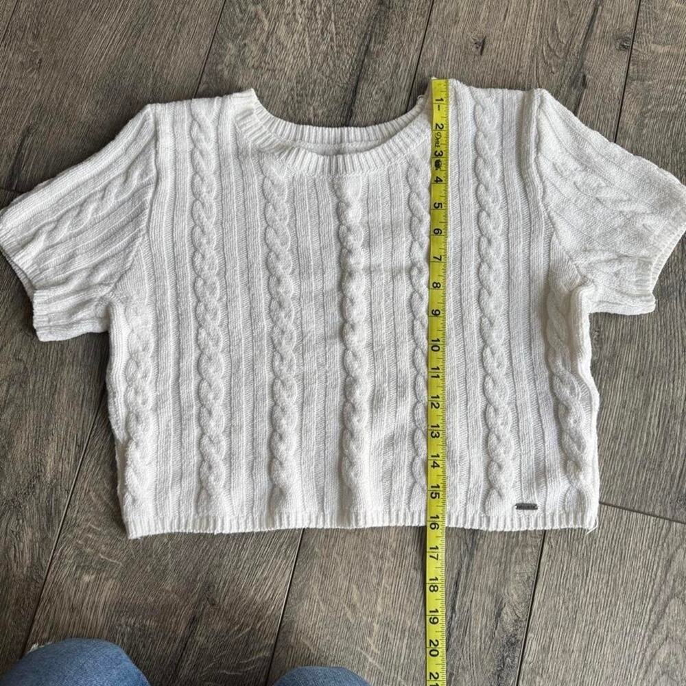 Hollister white cable knit crop sweater M